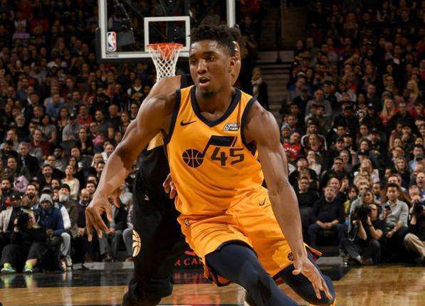 压制灰熊的 压制灰熊的